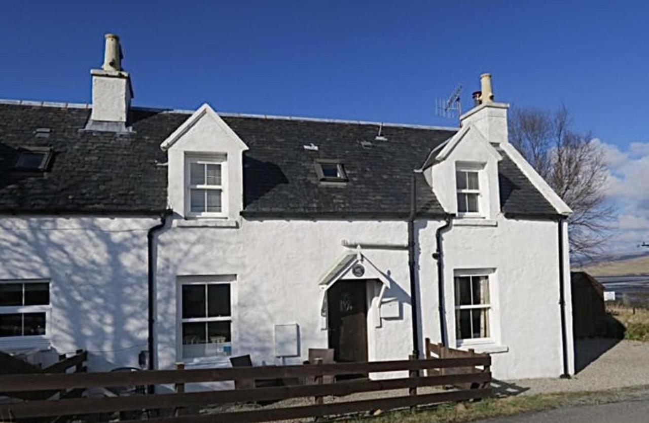 1 Keepers Cottage Skeabost Bridge Isle Of Skye Exteriér fotografie